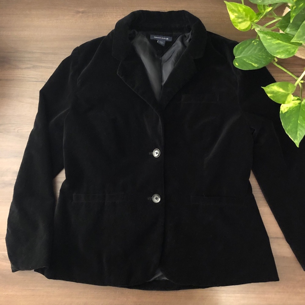*SOLD* Tommy Hilfiger Black Velvet Blazer Jacket - Picture 3 of 8